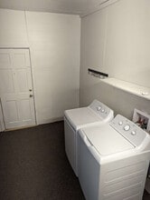 527 Hopson St NE in Grand Rapids, MI - Building Photo - Building Photo