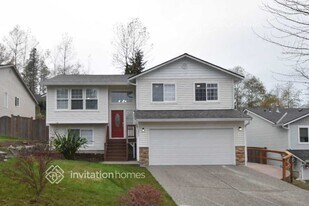 1302 116th Dr SE in Lake Stevens, WA - Building Photo