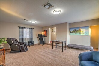 6419 Gunderson Blvd in Las Vegas, NV - Building Photo - Building Photo