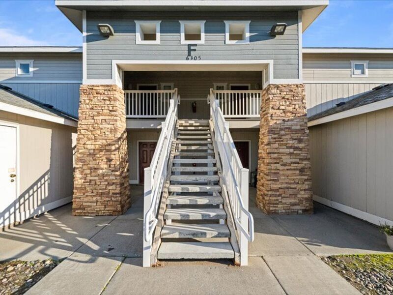 6305F Chapel Hill Blvd in Pasco, WA - Building Photo