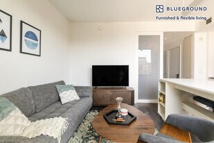 11850 Freedom Dr, Unit SI FL12-ID846 in Reston, VA - Building Photo