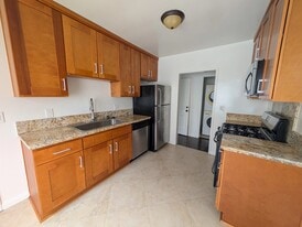 5219 Packard St, Unit 5219 in Los Angeles, CA - Building Photo