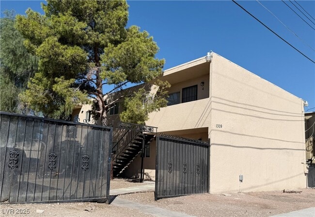 property at 1309 N 23rd St