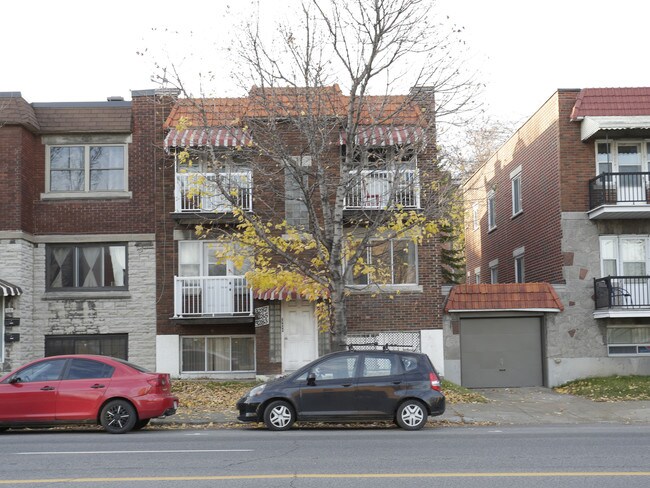 3283 Hochelaga in Montréal, QC - Building Photo - Building Photo