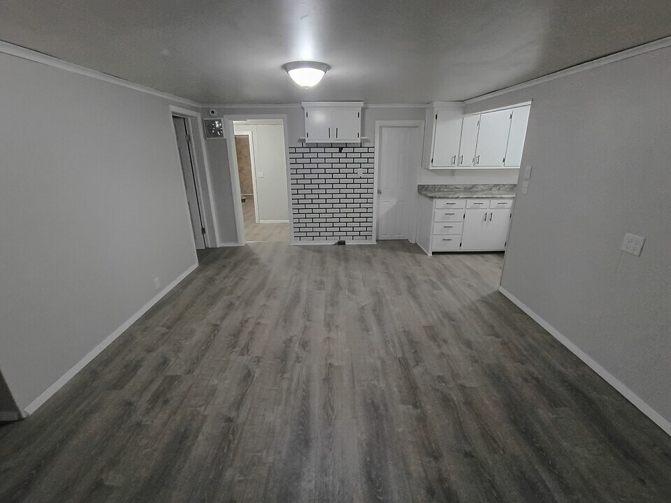 511 7th Ave N, Unit B in Wisconsin Rapids, WI - Foto de edificio