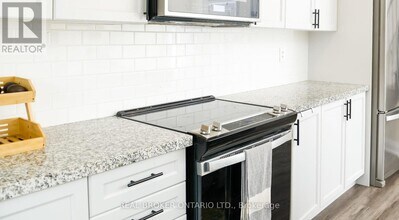 1593 Rose Way in Milton, ON - Building Photo - Building Photo