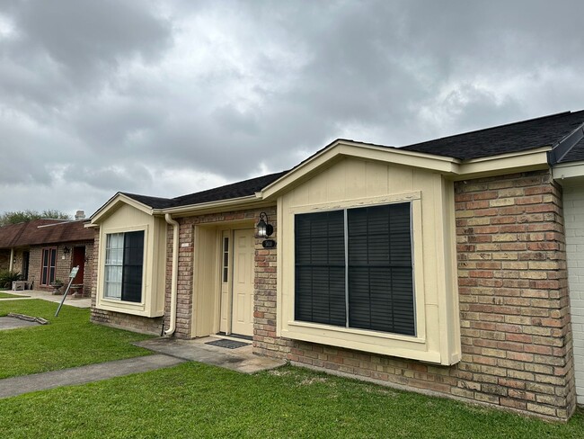 property at 5830 Meadow Way