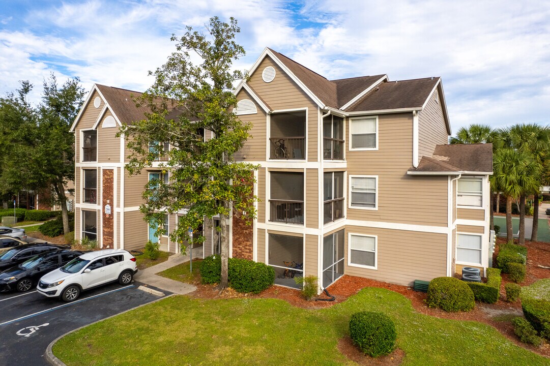 Laguna Place Apartments in Kissimmee, FL - Building Photo