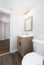 28 Aircraft Rd in Southington, CT - Building Photo - Building Photo