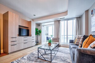 207 Martin Goodman Trl in Toronto, ON - Building Photo