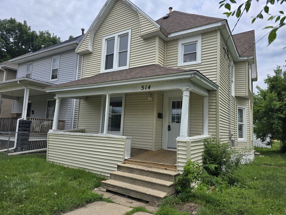 514 Logan Ave in Waterloo, IA - Building Photo
