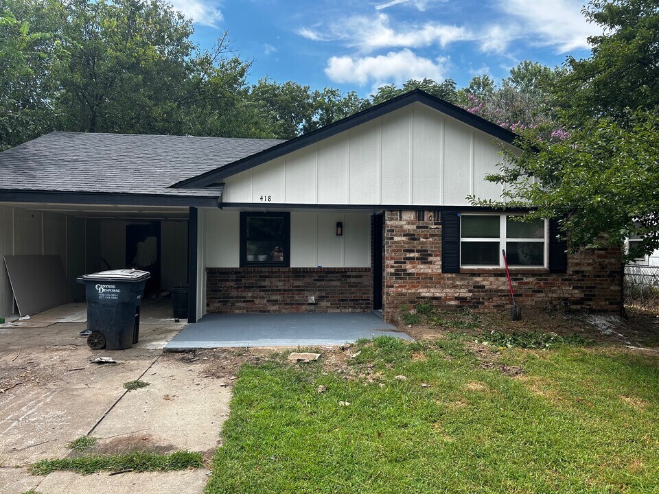 418 S Park Ave in Shawnee, OK - Building Photo