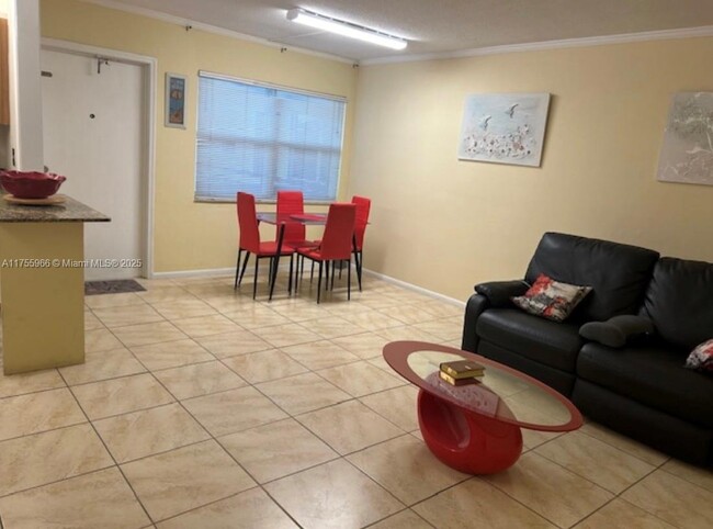 property at 1554-1N12 N 12th Ct