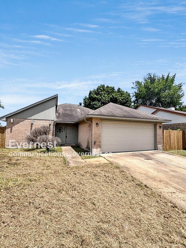 property at 2038 Woodland Hills Dr