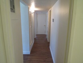 419 Anton Dr in San Antonio, TX - Building Photo - Building Photo