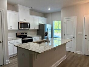 651 Caroline Ct in North Augusta, SC - Building Photo - Building Photo