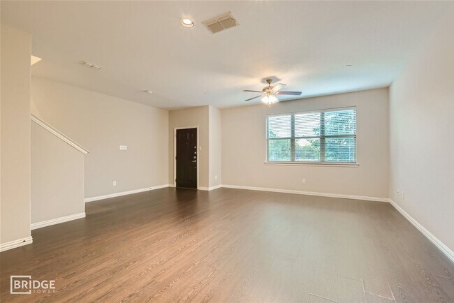 1312 Lakecrest Ln in Lewisville, TX - Building Photo - Building Photo