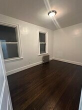 34 Garretson Ave in Bayonne, NJ - Building Photo - Building Photo