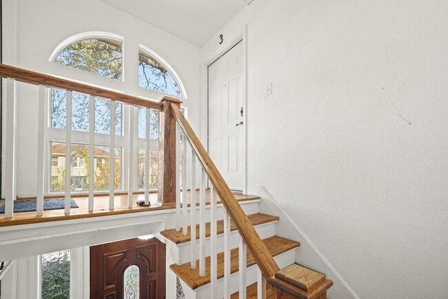 property at 1539 Hawthorne St