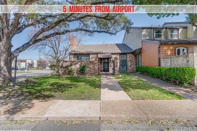 property at 9016 Wickfield St
