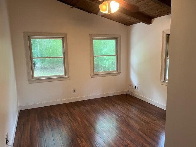 450 Ivy St in Demorest, GA - Building Photo - Building Photo