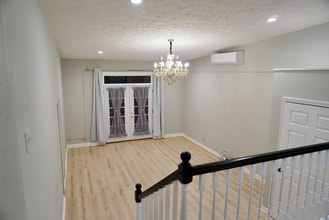 322 Main St, Unit 2R in Reisterstown, MD - Foto de edificio - Building Photo