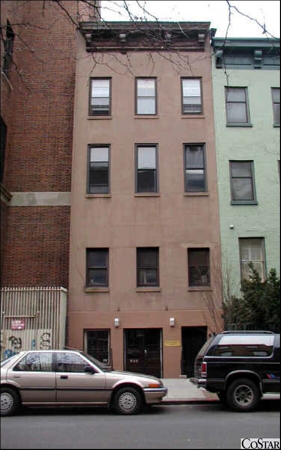 222 E 31st St in New York, NY - Foto de edificio - Building Photo