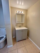 222 SW 9th St in Dania Beach, FL - Building Photo - Building Photo