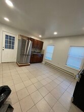 49 Carroll St in Poughkeepsie, NY - Foto de edificio - Building Photo