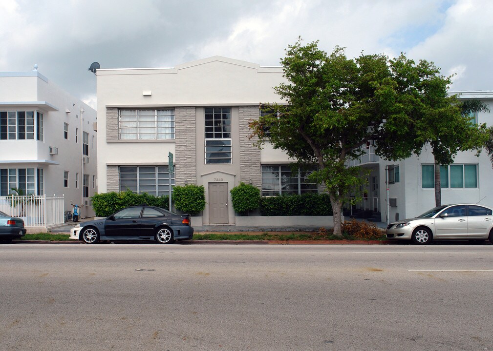 7340 Harding Ave in Miami Beach, FL - Building Photo