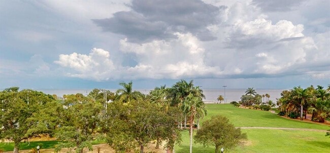 property at 1120 N Shore Dr NE