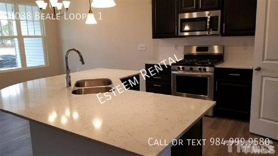 6038 Beale Loop in Raleigh, NC - Building Photo