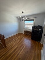 12 Wedgewood Dr, Unit 16 in Verona, NJ - Building Photo