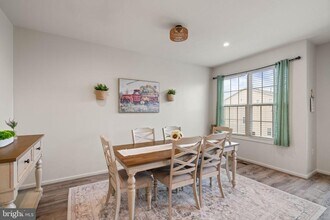 15981 Marsh Pl in Haymarket, VA - Building Photo - Building Photo