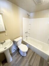 1230 S Chester Ave in Indianapolis, IN - Building Photo - Building Photo