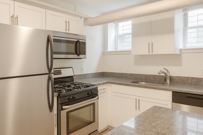 property at 6 Camelot Ct