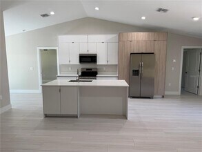 23367 Mayville Ave in Port Charlotte, FL - Building Photo - Building Photo