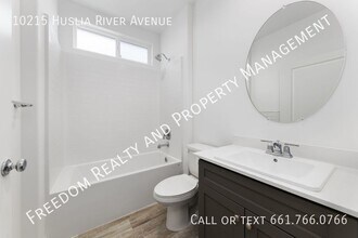 10215 Huslia River Ave in Bakersfield, CA - Building Photo - Building Photo