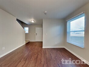 226 Hallow Oak St in Spring Lake, NC - Building Photo - Building Photo