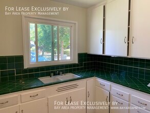 707 Curtis Way in Menlo Park, CA - Building Photo - Building Photo
