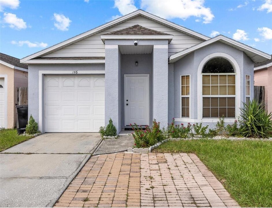 146 Dahlia Village Cir in Orlando, FL - Building Photo