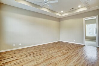 3824 Center Plaza Dr in Houston, TX - Building Photo - Building Photo