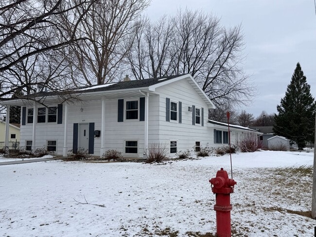 property at 429 14th St N