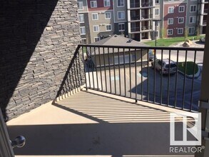 111 Watt Common SW in Edmonton, AB - Building Photo - Building Photo