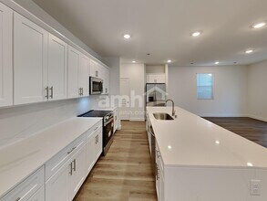 9241 River Owl Ct in Las Vegas, NV - Building Photo - Building Photo