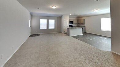 1024 S Blackjack Ln in Mustang, OK - Building Photo - Building Photo