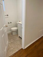 12244 Magnolia Blvd in Valley Village, CA - Building Photo - Building Photo