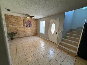 311 Soria Dr in Laredo, TX - Building Photo - Building Photo