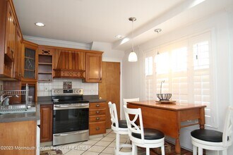 370 E Main St in Manasquan, NJ - Building Photo - Building Photo