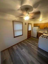 2382 S 92nd St in West Allis, WI - Building Photo - Building Photo